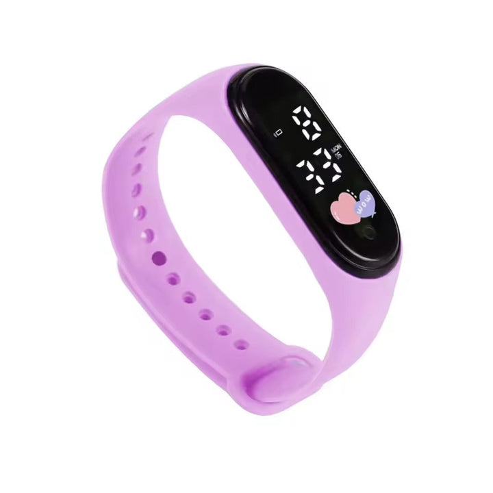 Schlanke, robuste Kinder Smartwatch, ideal für kleine Handgelenke, leicht bedienbar.
