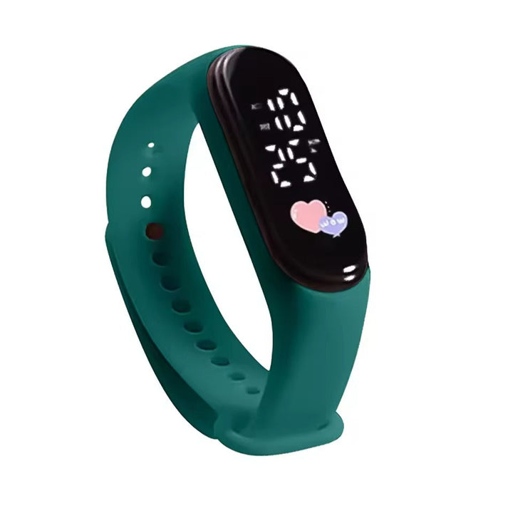 Bunte Auswahl an robusten Kinder Smartwatches, digital und bereit für den Alltag.
