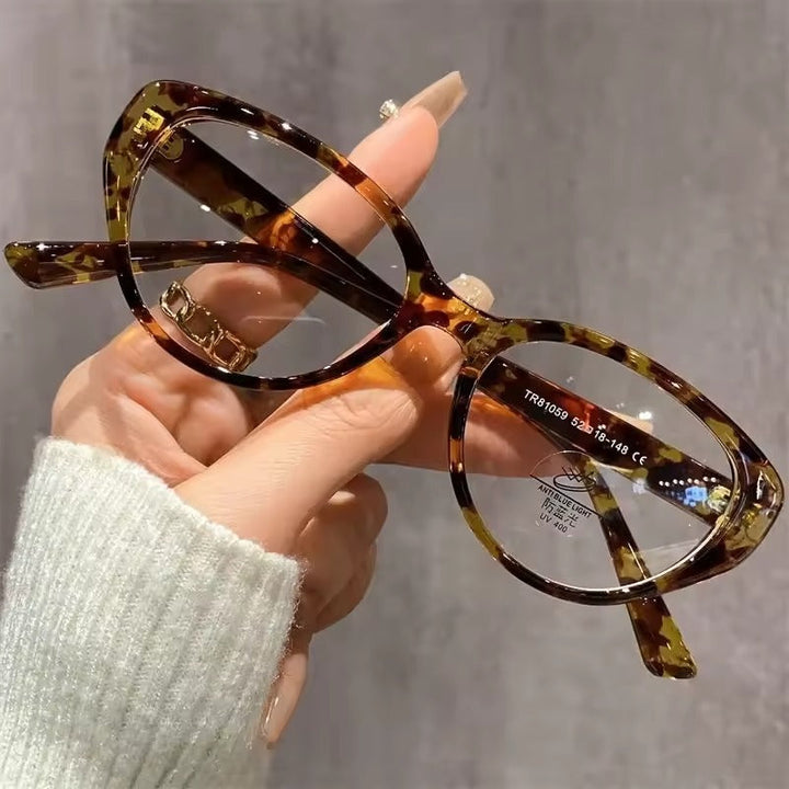 Modische Unisex-Brille mit Blaulichtfilter, retro-inspiriertes Design für Augenschutz & digitalen Komfort.