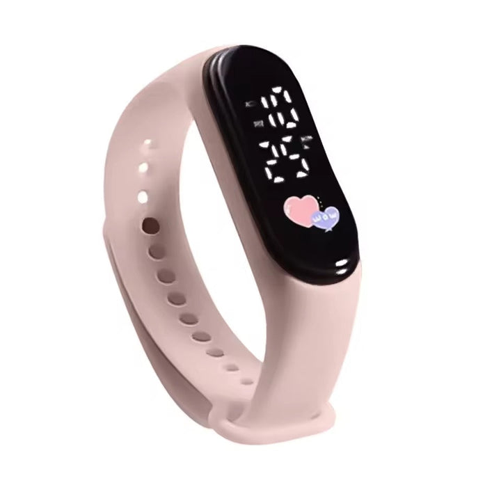 Detailansicht der intuitiven Knöpfe an der robusten Kinder Smartwatch.