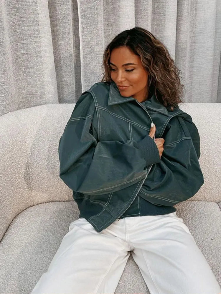 Damen Oversized-Jacke für Herbst & Winter. Bequeme, stilvolle Freizeitjacke, perfekt als Outerwear.