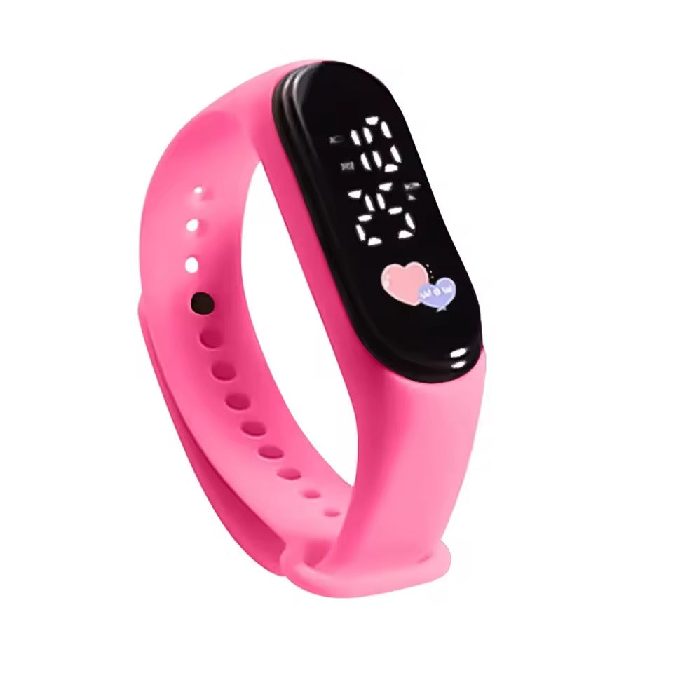 Kinder Smartwatch als Geschenk verpackt, die perfekte robuste Spieluhr für Kinder.