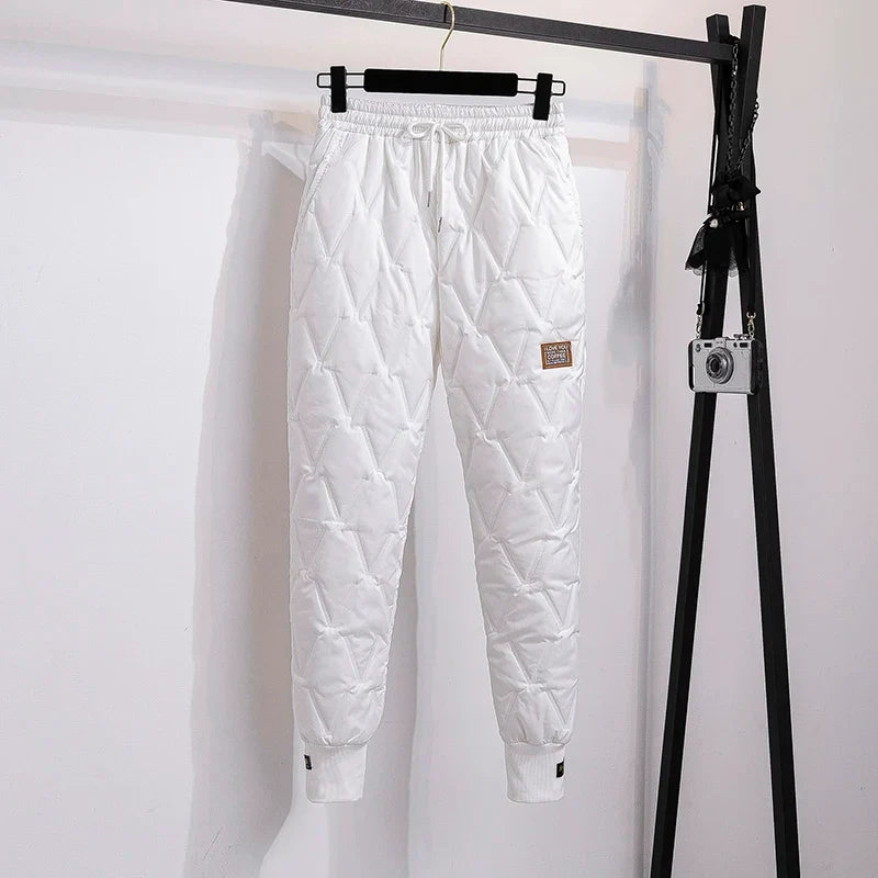 Bequeme Damen Plus Size Winterhose für Damen, braun, mit Kälteschutz.
