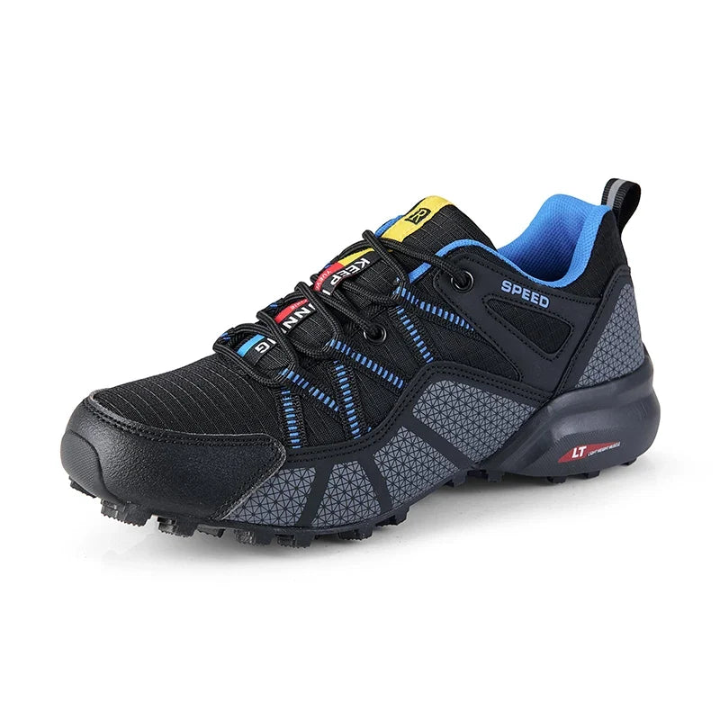 Hochwertige Herren Wanderschuhe (Orange/Schwarz), rutschfest, Schnürung für lange Wanderungen.