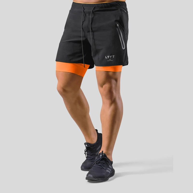 Bequeme, atmungsaktive Herren 2-in-1-Sporthose für intensives Fitness-Workout.