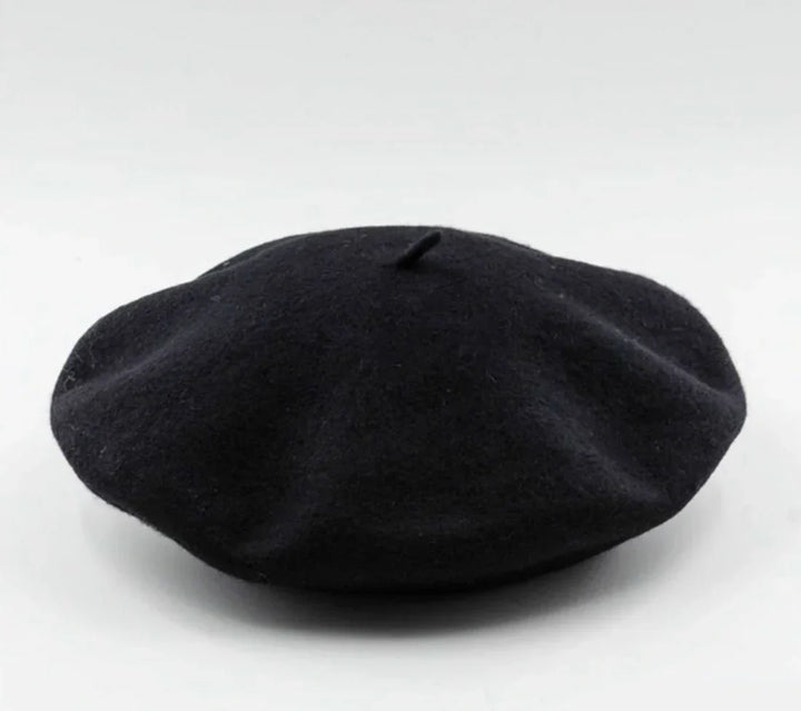 Warmes Damen Beret aus Filz, ideal für kühle Tage, modisch & komfortabel.
