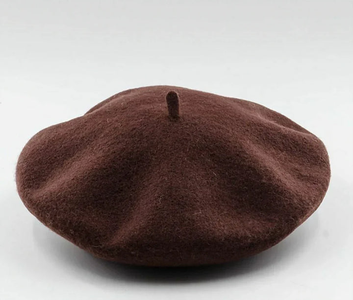 Damen Filz-Beret, klassisch elegant, in Schwarz, ideal für Herbst & Winter Outfits.