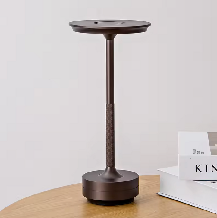 Premium kabellose Tischlampe, dimmbar, LED, IP44 wetterfest. Elegante Ambientebeleuchtung für Ihr Zuhause.