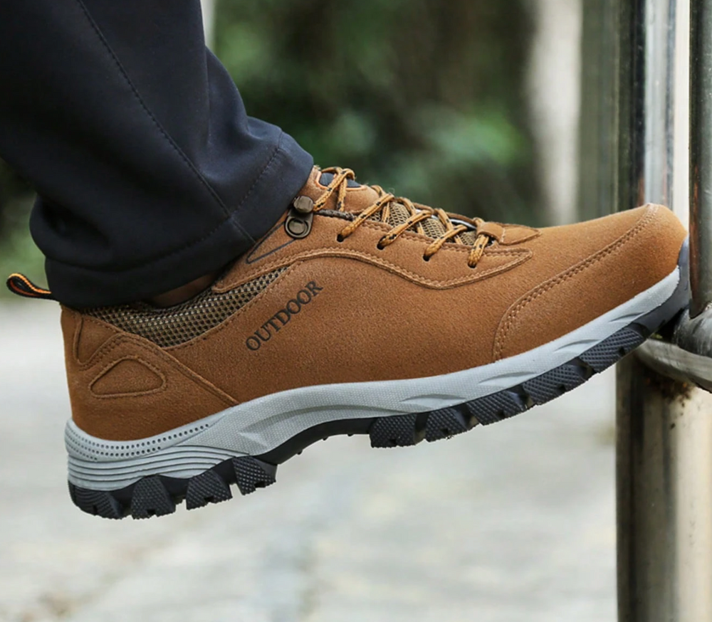 Orthopädische Herrenschuhe für Fußgesundheit. Komfortschuhe mit Stoßdämpfung, ideal bei Arthritis & Plantarfasziitis.