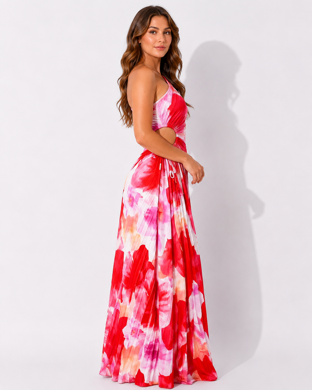 Festliches rotes Damenkleid, ein elegantes Maxikleid perfekt für den Abend.