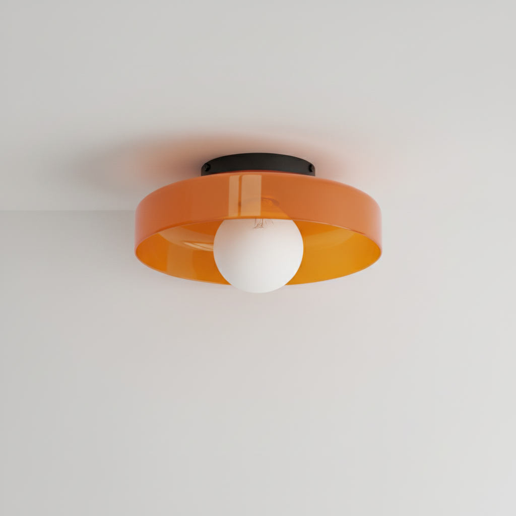 Minimalistische SphereGlow Deckenlampe aus Glas. Sorgt für warmes und einladendes Licht im Raum.