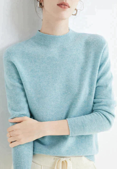 Stylischer Damen Feinstrickpullover, Rundhals, gerader Schnitt. Ein Must-have für Damenmode.