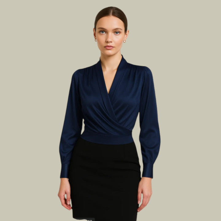 Elegante Damen Wickelbluse in zeitlosem Stil. Perfekt für Büro, Abend oder festliche Anlässe. Vielseitiges Damenoberteil.