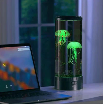 Entspannende OceanGlow LED-Quallen-Tischlampe, ideal als stimmungsvolles Hypnose-Nachtlicht mit beruhigendem Farbwechsel.