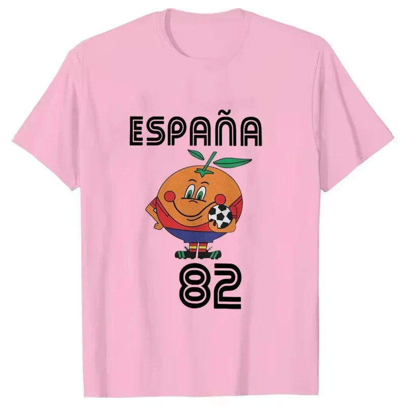 Stilvolles Unisex Retro T-Shirt, Naranjito Fußball-Mascot Print, inspiriert von Spanien 82; Freizeit-Outfit.