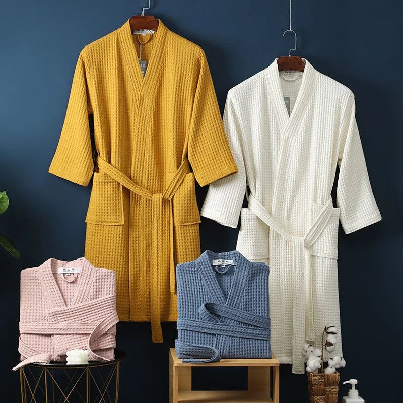 Vielseitiger Unisex-Morgenmantel aus Baumwolle für Herren und Damen – Ihr Begleiter für Wellness & Spa.