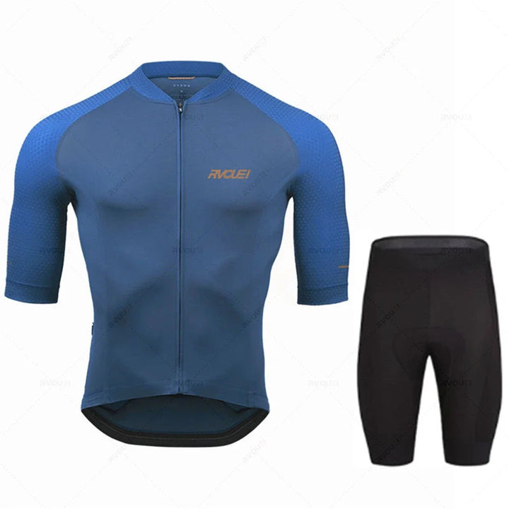 Atmungsaktives Herren Radtrikot Set, für maximalen Komfort bei sommerlichen Fahrradtouren.