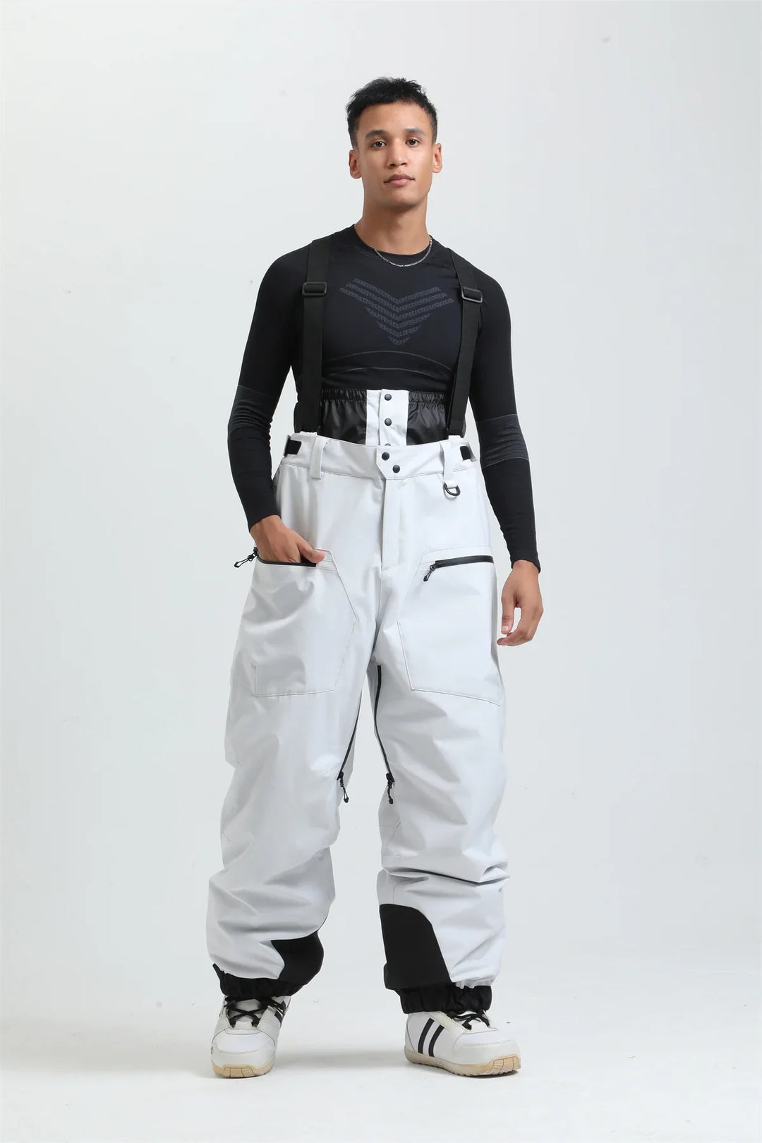 Unisex Skihose mit verstellbaren Hosenträgern, wasserdicht & warm bis -40°C, ideal für Wintersport.