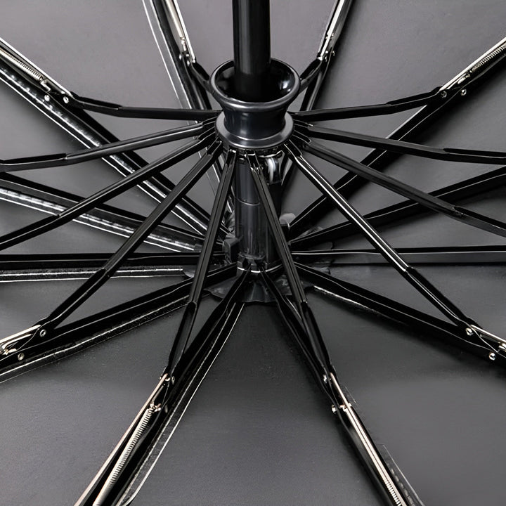Stylischer Unisex Reise-Regenschirm, kompakt & leicht verstaubar. Perfekt für den Urlaub.