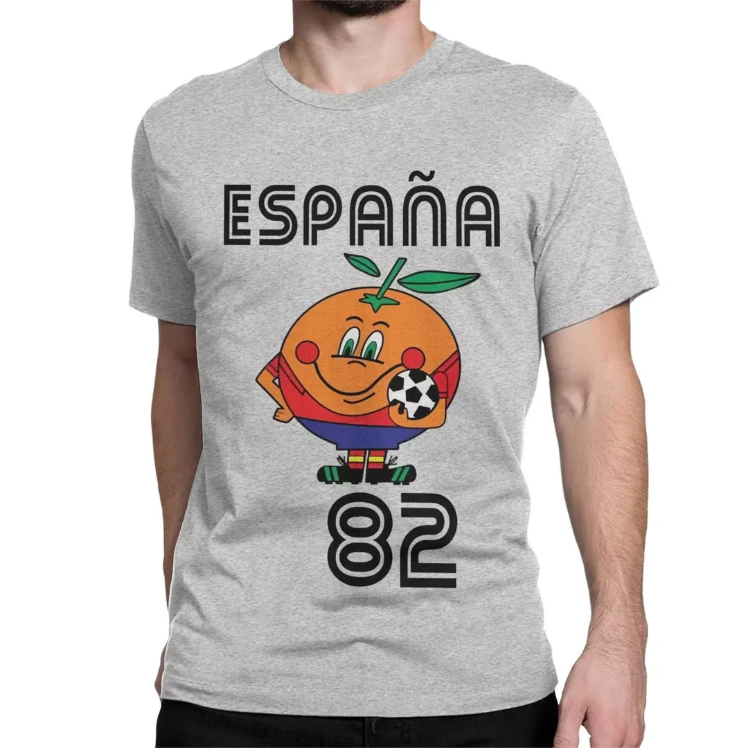 Unisex T-Shirt Spanien 82 mit ikonischem Naranjito Retro-Print; kurzärmliges Vintage Fußball-Fanartikel.