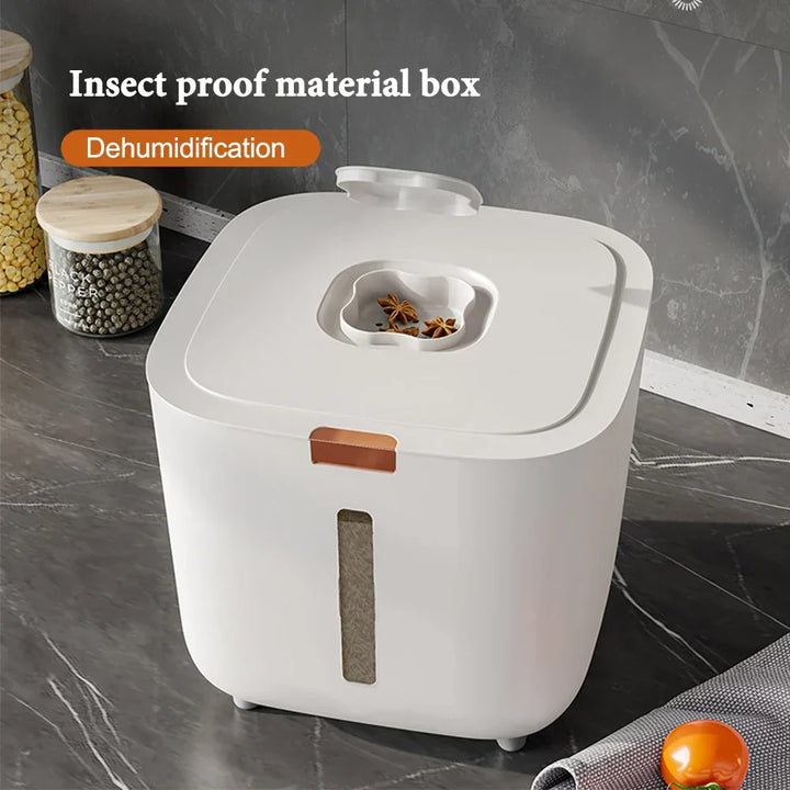 Robuster Reis- & Getreidespeicher 5-10 kg mit Messbecher für hygienische, luftdichte Lebensmittellagerung.