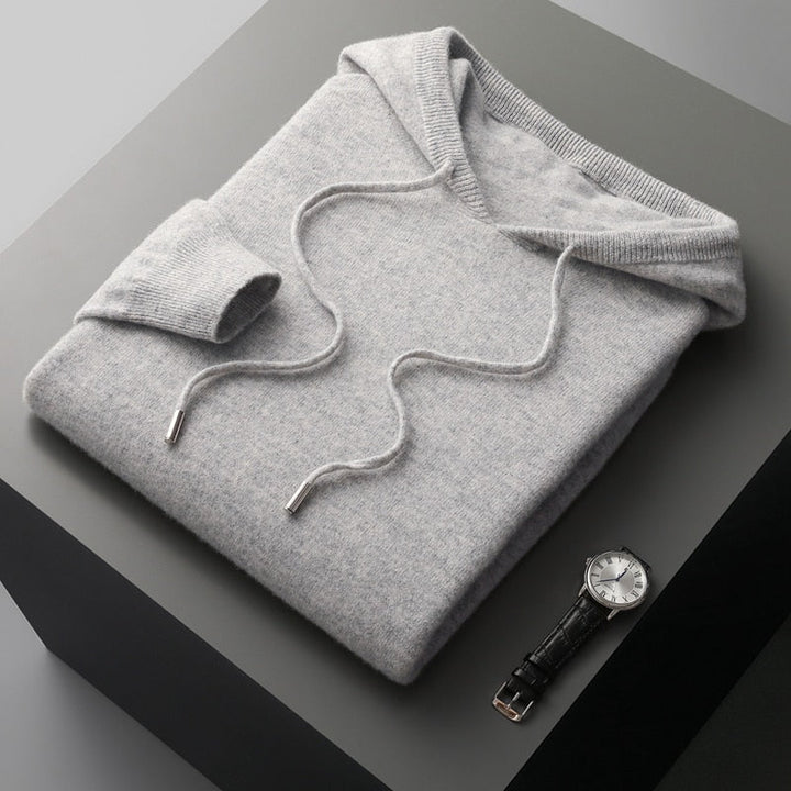 Stilvoller Herren Pullover mit Kapuze, hochwertiges Oberteil für Freizeit und lässigen Stil.