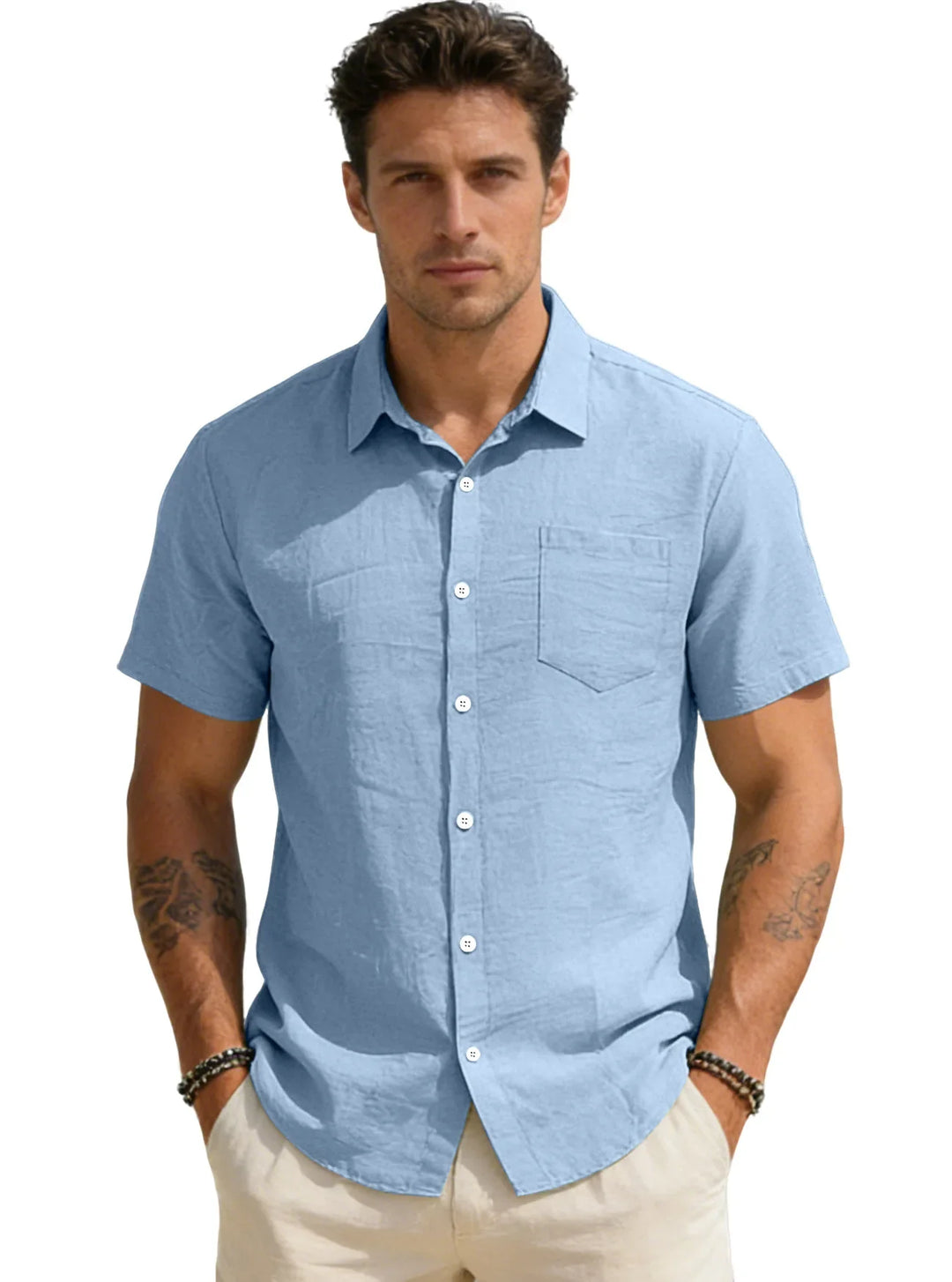 Komfortables Herren Kurzarmhemd für den Sommer. Entspanntes Design, perfekt für Strand & entspannte Tage.