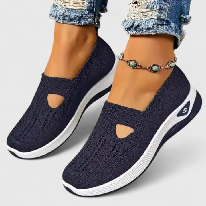 Vielseitige Damen Slip-On Mesh-Walking-Sneaker, atmungsaktiv & bequem für jede Gelegenheit als Alltagsschuh.