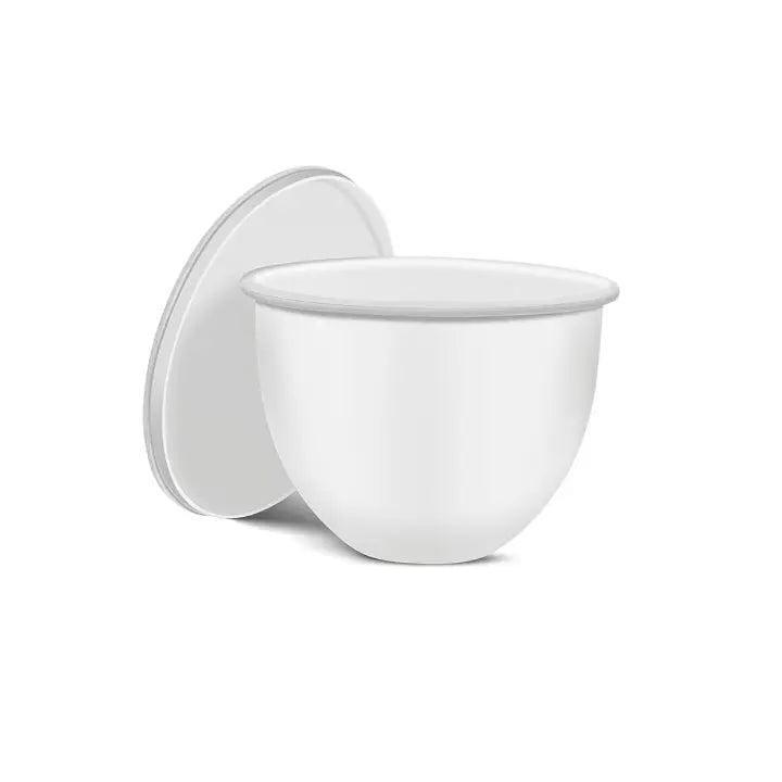 BPA-freier Silikon-Einsatz mit Deckel für gesunden Teig und einfaches Backen.