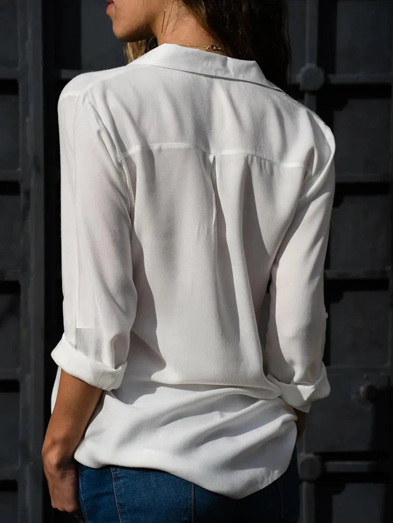 Klassische Damen Langarm Bluse mit V-Ausschnitt, stilvolle Knopfleiste. Zeitloses Oberteil für jeden Anlass.
