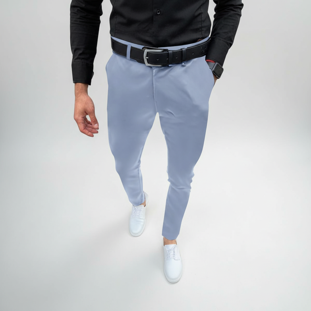 Freizeit-Outfit mit Slim Fit Hose: Lässiger Look der Pascal Slim Fit Hose für Herren, bequem & modern kombiniert.