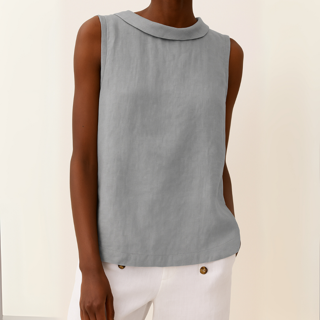Ärmelloses Damen Sommer Top mit elegantem Rollkragen und minimalistischem Schnitt.
