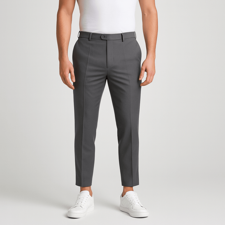 Fomari | Taillierte Hose mit elastischem Bund