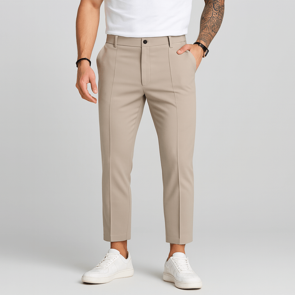 Fomari | Taillierte Hose mit elastischem Bund