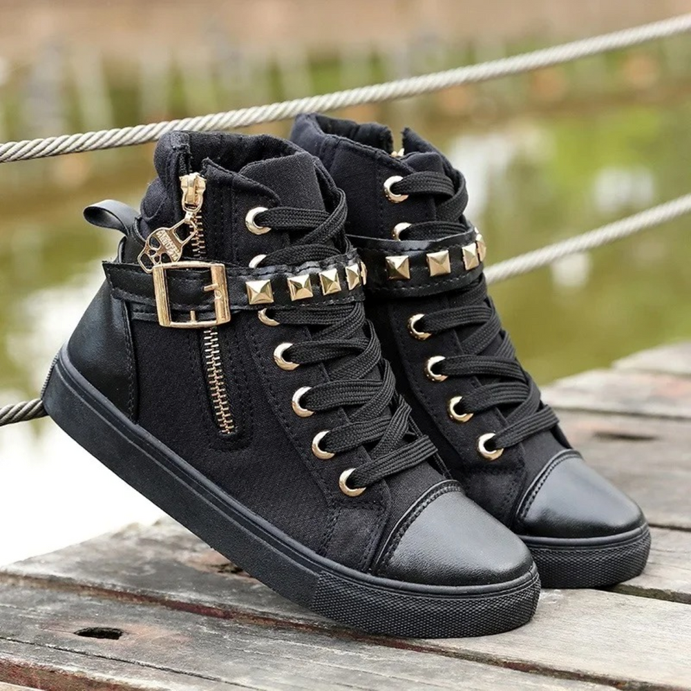 Moderne weiße High-Top-Sneaker für Damen aus Leder, mit Reißverschluss, perfekt für Stil & Komfort.