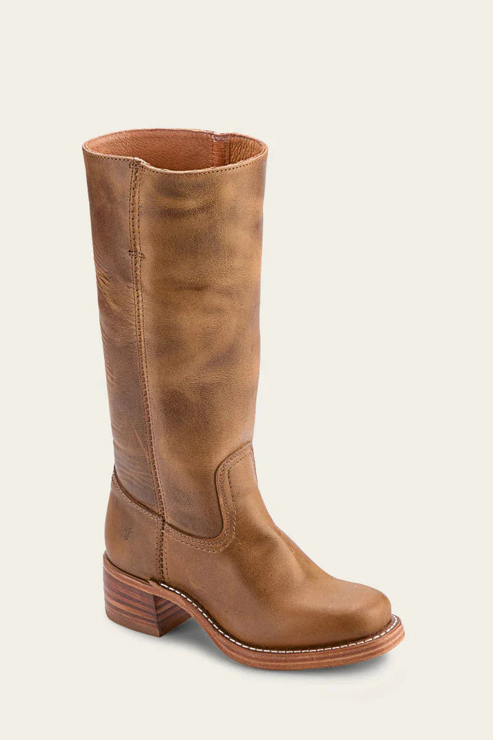 Warme Winter Stiefel für Damen. Moderne und bequeme Boots, ideal für kalte Tage.