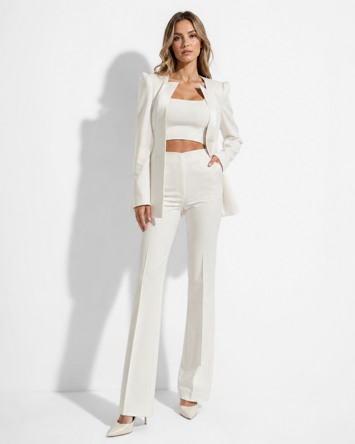 Damen 3-teiliges Set Selina: Eleganter Blazer, Top & Hose. Perfekt für Büro, Business & Freizeit im Frühling/Sommer.