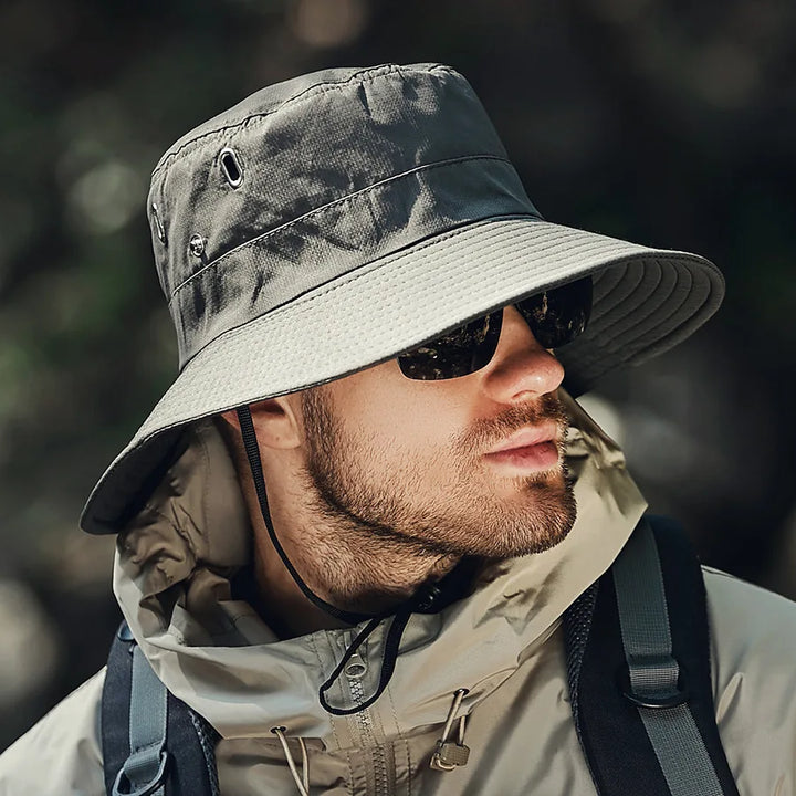 Vielseitiger Herren Sommerhut mit UV-Schutz, als Fischerhut, Wanderhut oder Freizeithut nutzbar.