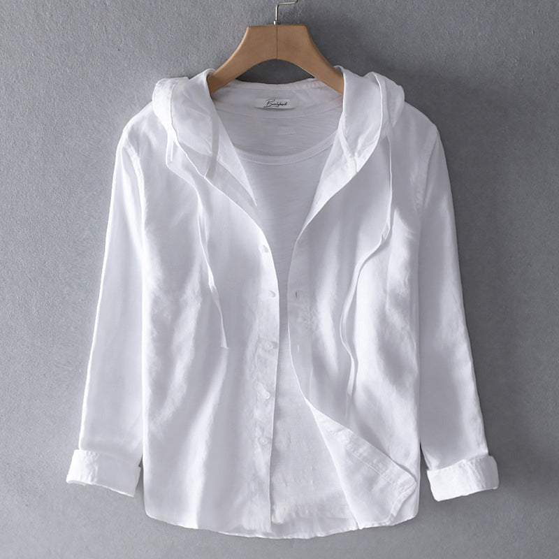 Modisches übergroßes Damen-Kapuzenhemd gestreift. Lockerer Schnitt für stilvolle und bequeme Sommer-Outfits.