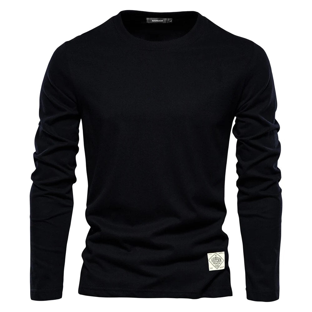 Bequemes Herren Basic-Sweatshirt mit Rundhals, perfekt für den Casual-Look & Layering.