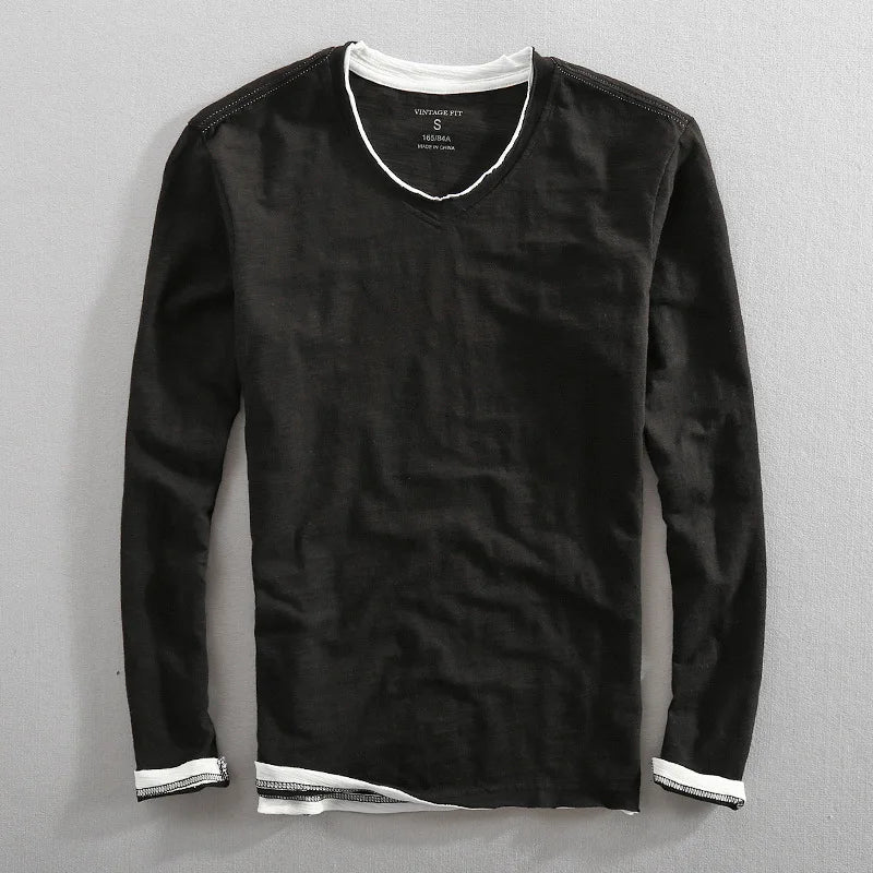 Basic Herren Sweatshirt mit V-Ausschnitt, Langarmshirt für vielseitige Outfits. Eleganter und lässiger Männermode-Pullover.