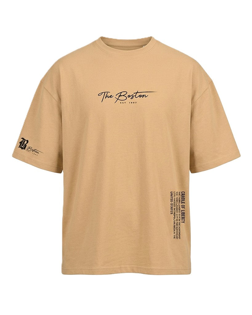 Urbanes Statement T-Shirt für Herren mit auffälligem Streetwear-Print.