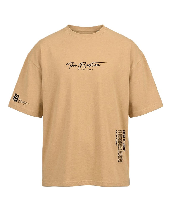 Urbanes Statement T-Shirt für Herren mit auffälligem Streetwear-Print.
