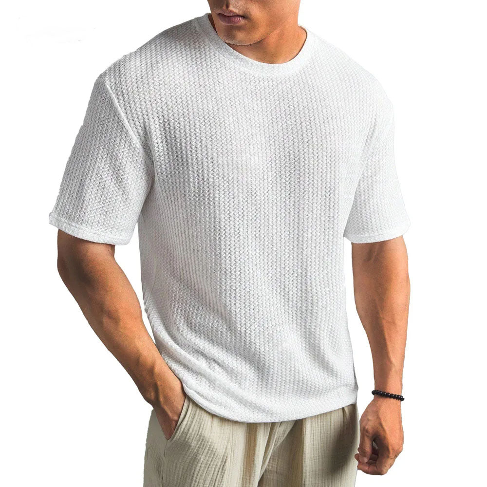 Modernes Herren T-Shirt mit dezenter Struktur-Optik, Rundhals und Kurzarm. Atmungsaktives Freizeitshirt für Männer.
