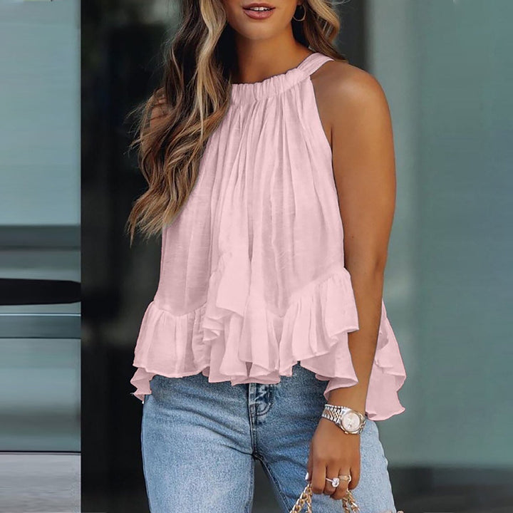 Romantisches Damen Rüschen Neckholder Oberteil in Weiß. Elegant geschnitten, ideal für sommerliche Anlässe.
