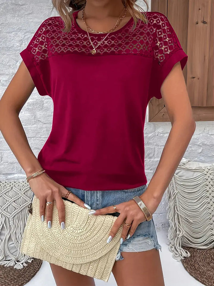 Vielseitiges Batwing Spitzen-Top für Damen, komfortabel & elegant, ideal als kurzärmliges Blusenshirt im Sommer.