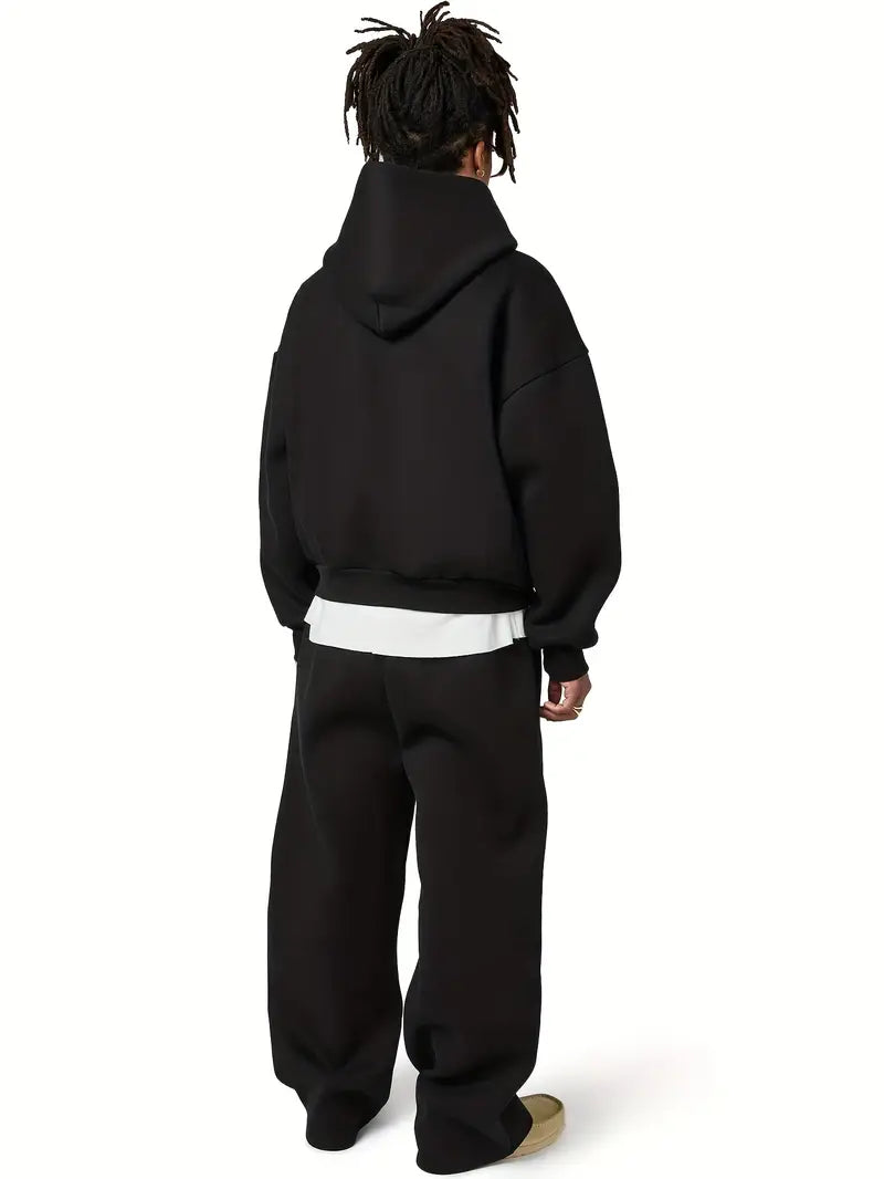 Bequemes Herren Trainingsanzug Set: Schwarzer Kapuzenpullover & Jogginghose für den Alltag.