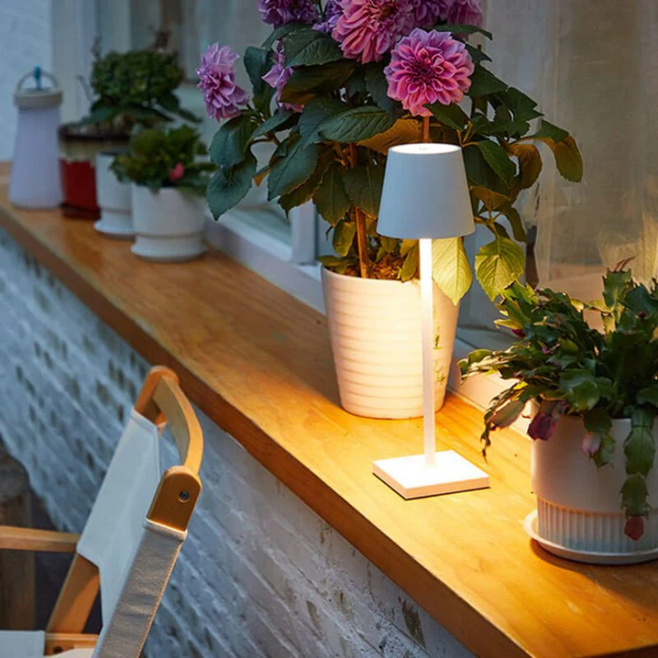 LumiFlex Touchlampe, kabellose LED-Tischleuchte für Schlafzimmer & Wohnzimmer, modern.