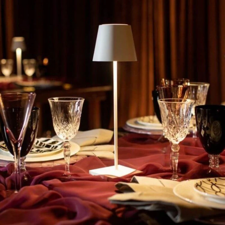 Moderne LumiFlex Stimmungslicht-Lampe, kabellos, LED, Touch-Helligkeit, wiederaufladbar.