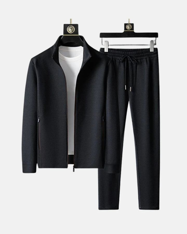 Eleganter Herren Premium Trainingsanzug in Schwarz für Sport & Freizeit; stilvolle Sportbekleidung & Jogginganzug.